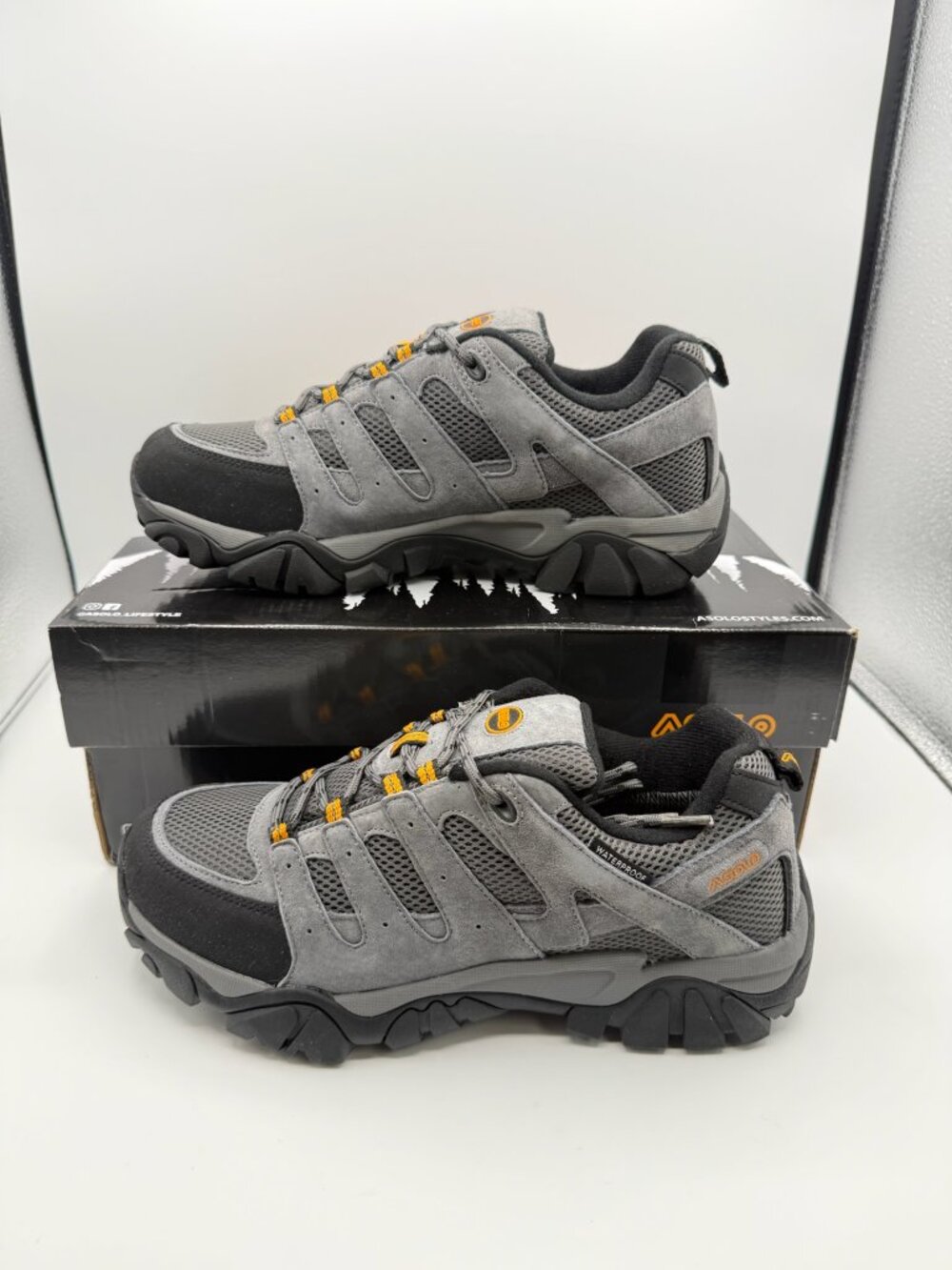 ASOLO Men's Grey Size 9.5 New With Box